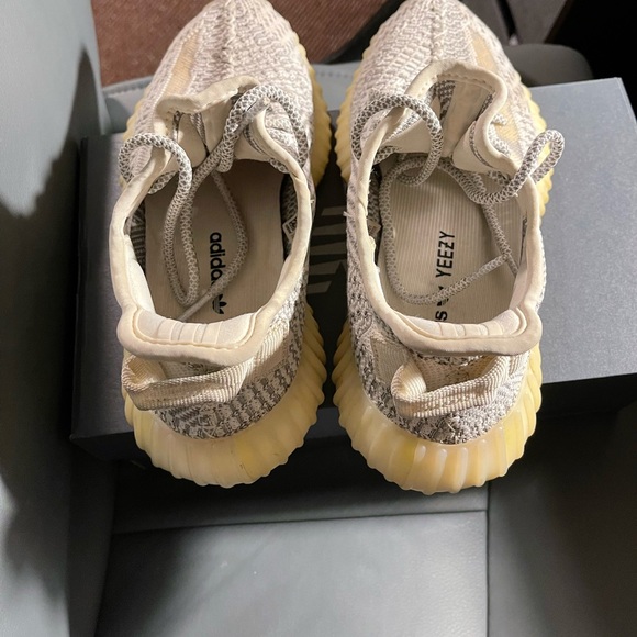 Yeezy Boost 350 V2 static non reflective - Picture 3 of 6